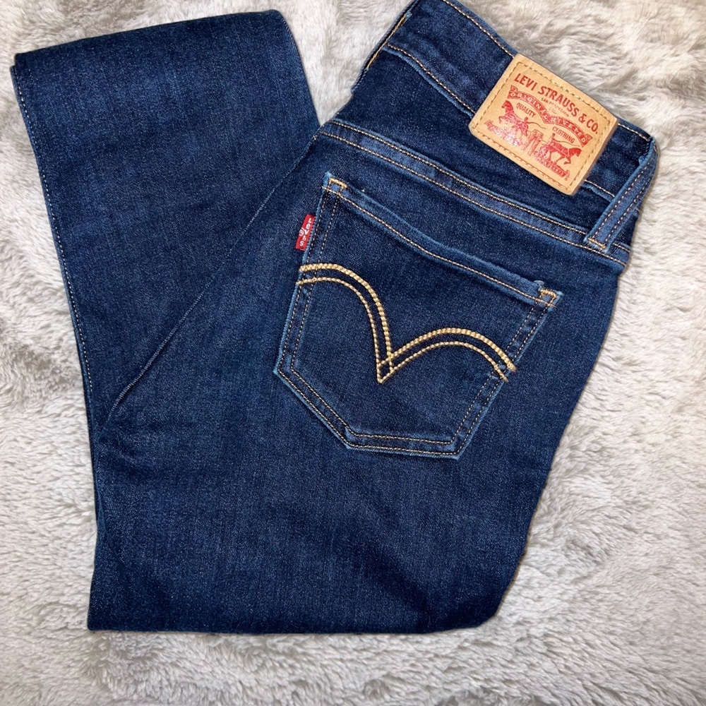 535 Super Skinny Levi’s. Dusk rinse Dark blue.
